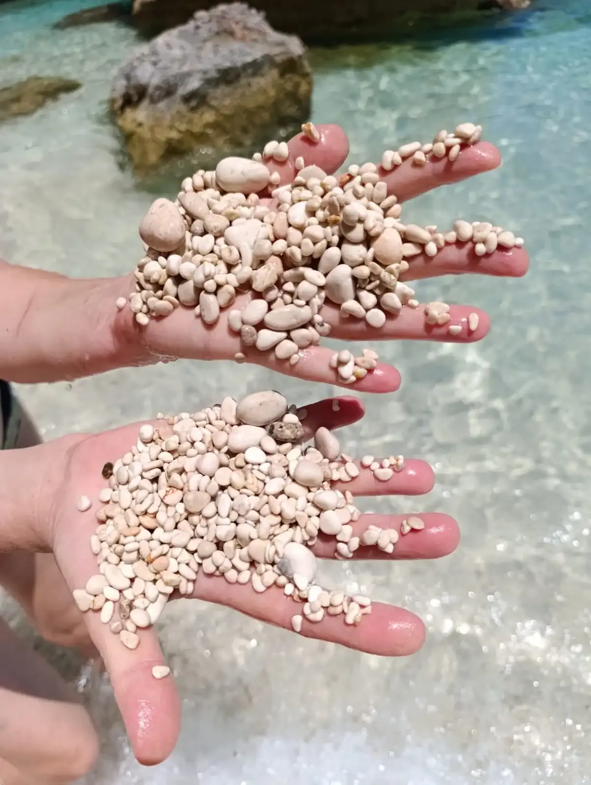 Plongée avec tuba dans les eaux de Cala Gonone