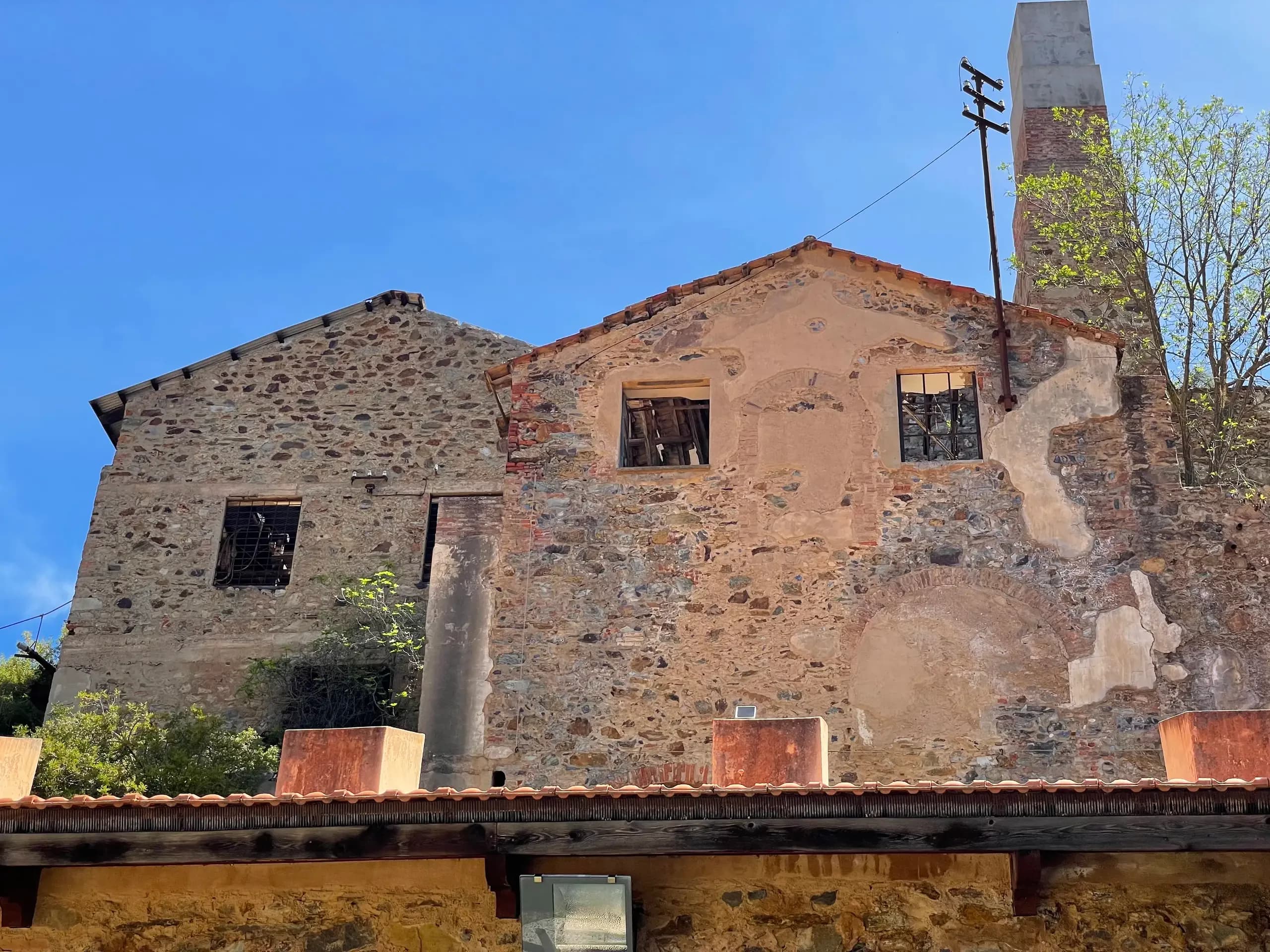 Bergbaumuseum Su Zurfuru Fluminimaggiore ehemalige Bergleute als Führer erhaltene Stollen Maschinen Sardinien Bergbauerbe authentische persönliche Geschichten Touren
