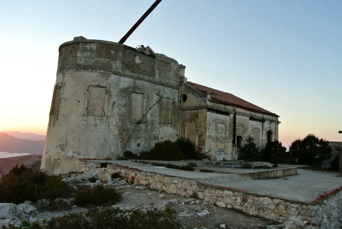 Marconi Capo Figari radio transmission site 1932 shortwave experiment Golfo Aranci Sardinia historic telecommunications location Tyrrhenian Sea panoramic view