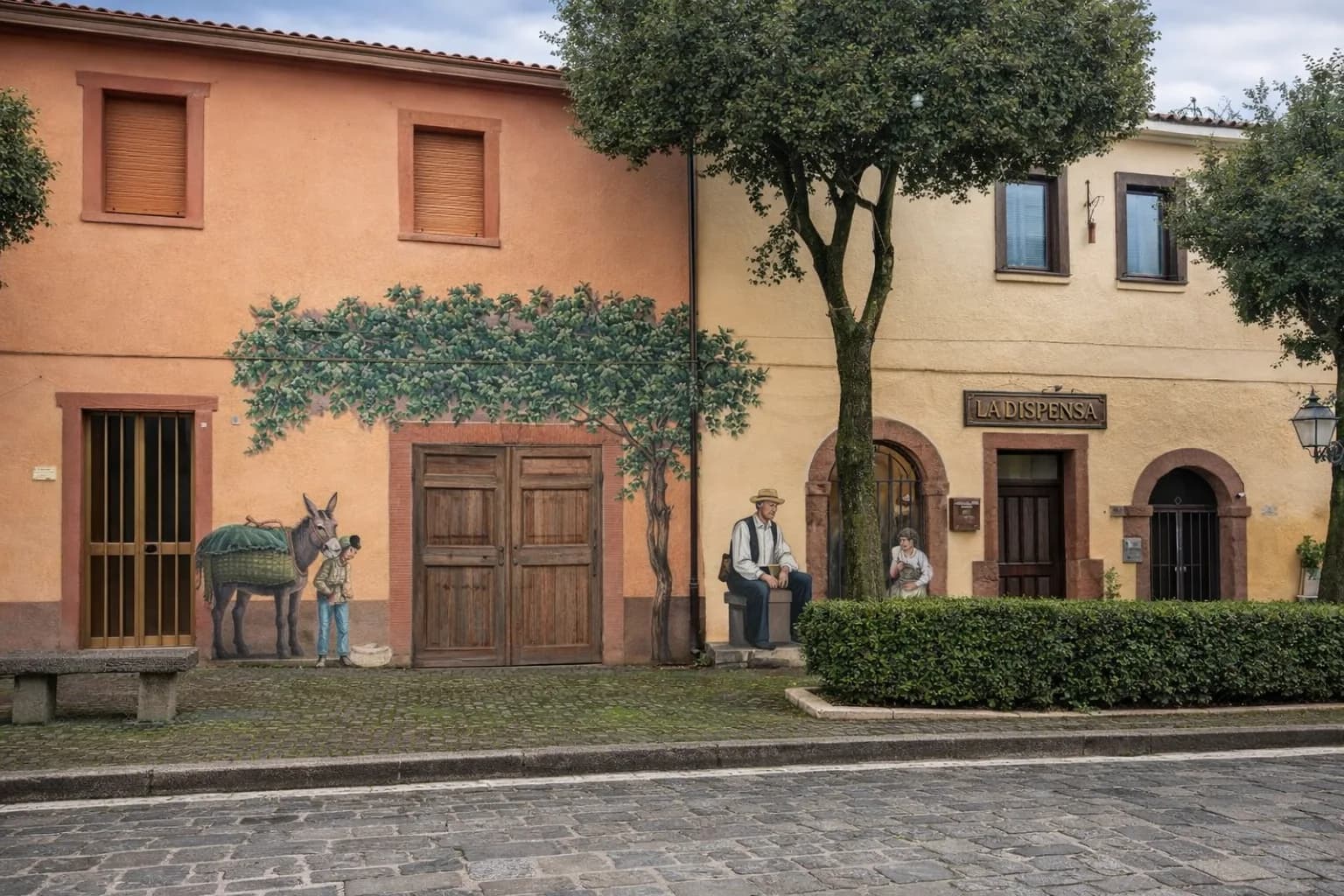 Wandmalereien in Tinnura, Sardinien