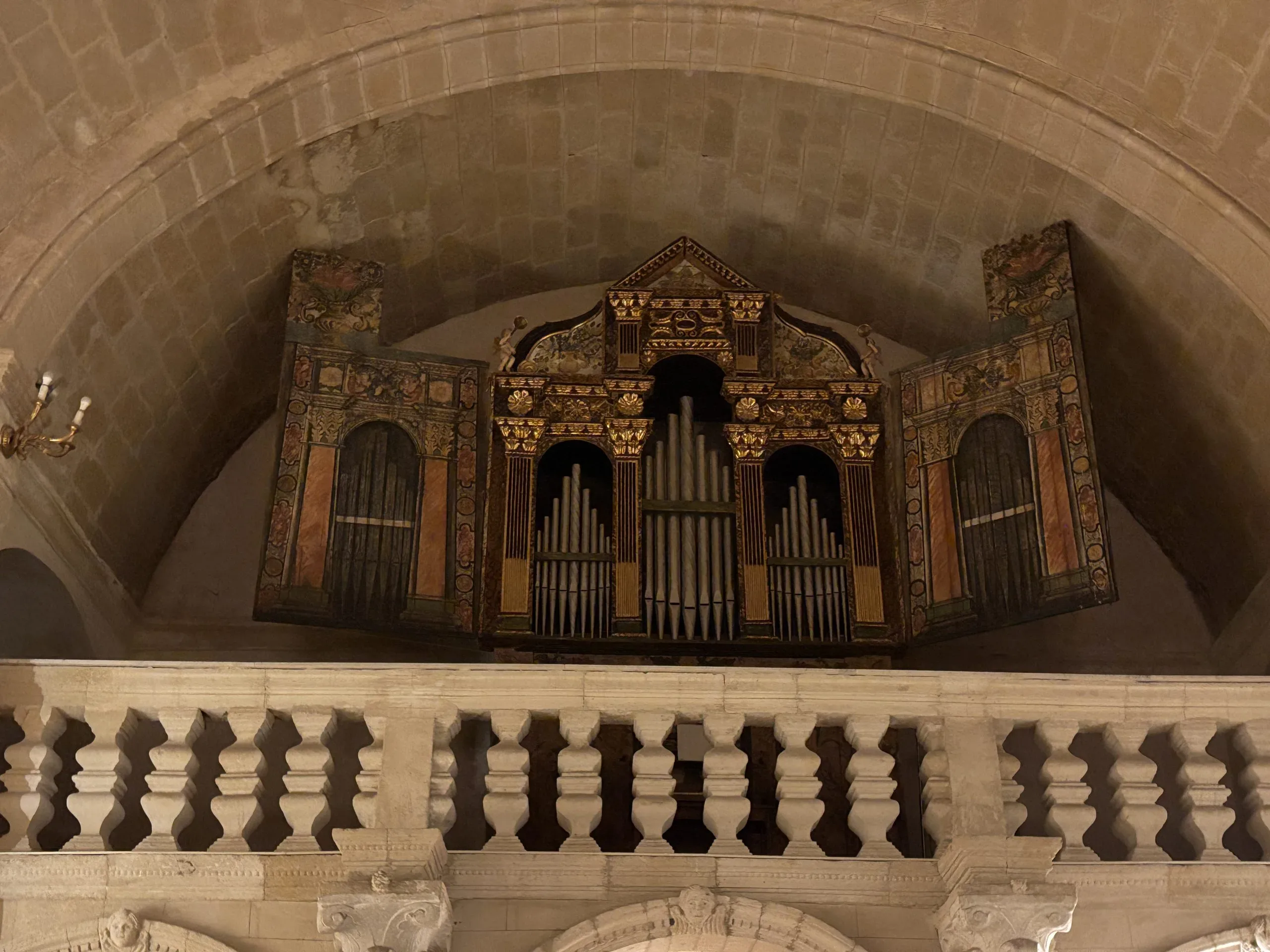Dettagli della cappella laterale della Cattedrale di Castelsardo